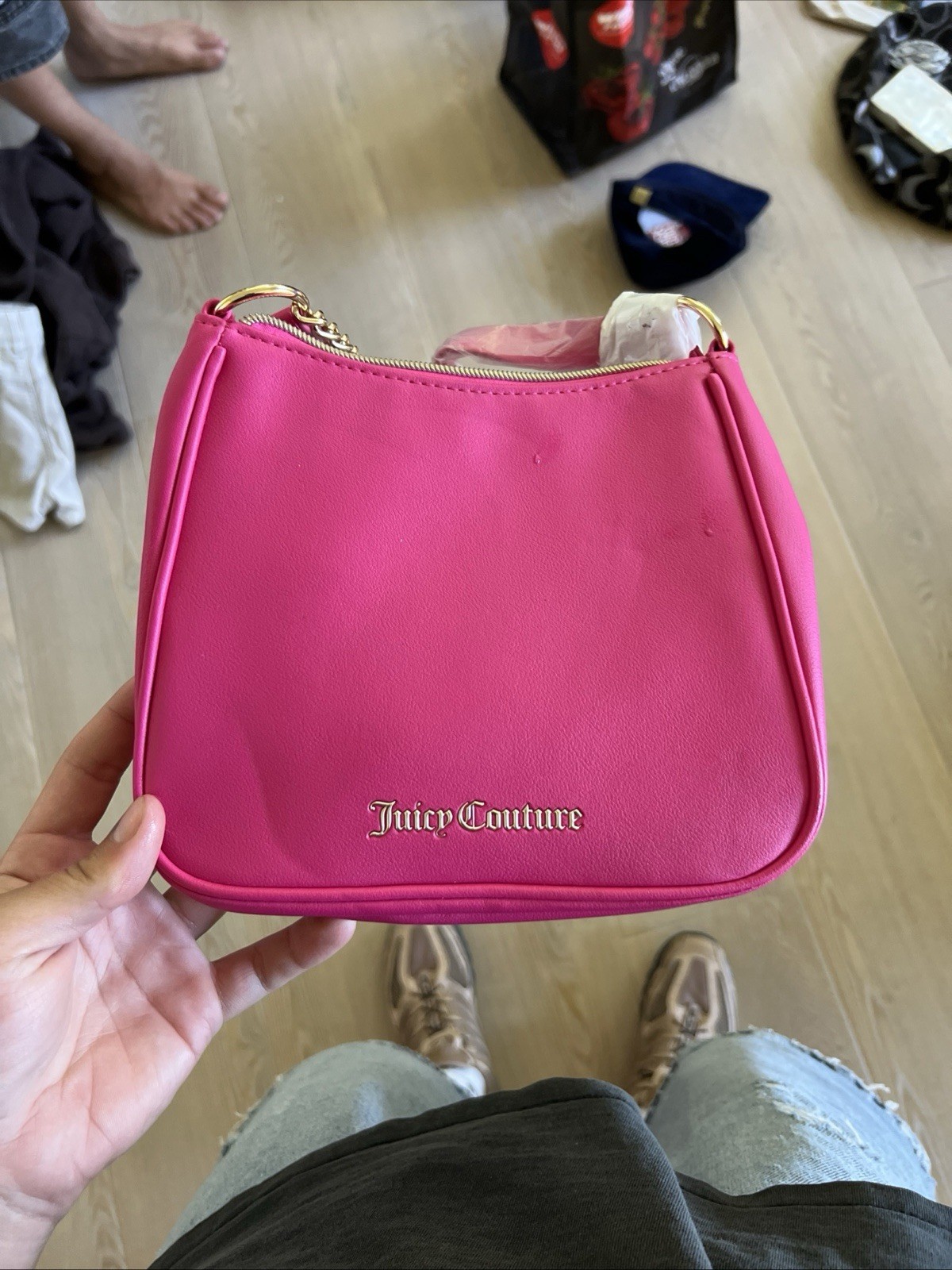 Juicy Couture Pink Shoulder Bag Gold Chain Accent Logo Zip Closure Women