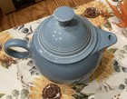 Vintage Fiesta Teapot Retired Periwinkle Blue Dated Pre 1992, 5 Cup Excellent — photo 1