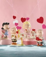 LENOX PEANUTS VALENTINE'S DAY 5 PIECE SET-SNOOPY-CHARLIE BROWN-LUCY-LINUS-SALLY