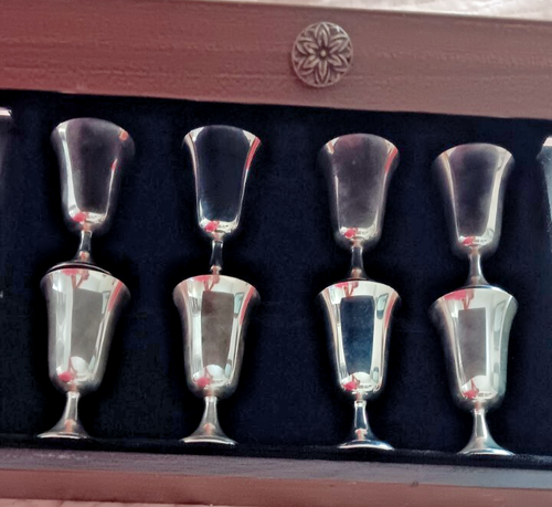 Manchester Sterling Cordial 2 7/8" Goblets, Boxed Set of 8, No Mono, Mint Cond! - Picture 2 of 10