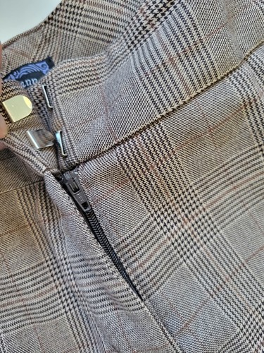 Ellemenno Glen Plaid Academia Capri Pants Size 11 - Picture 6 of 9