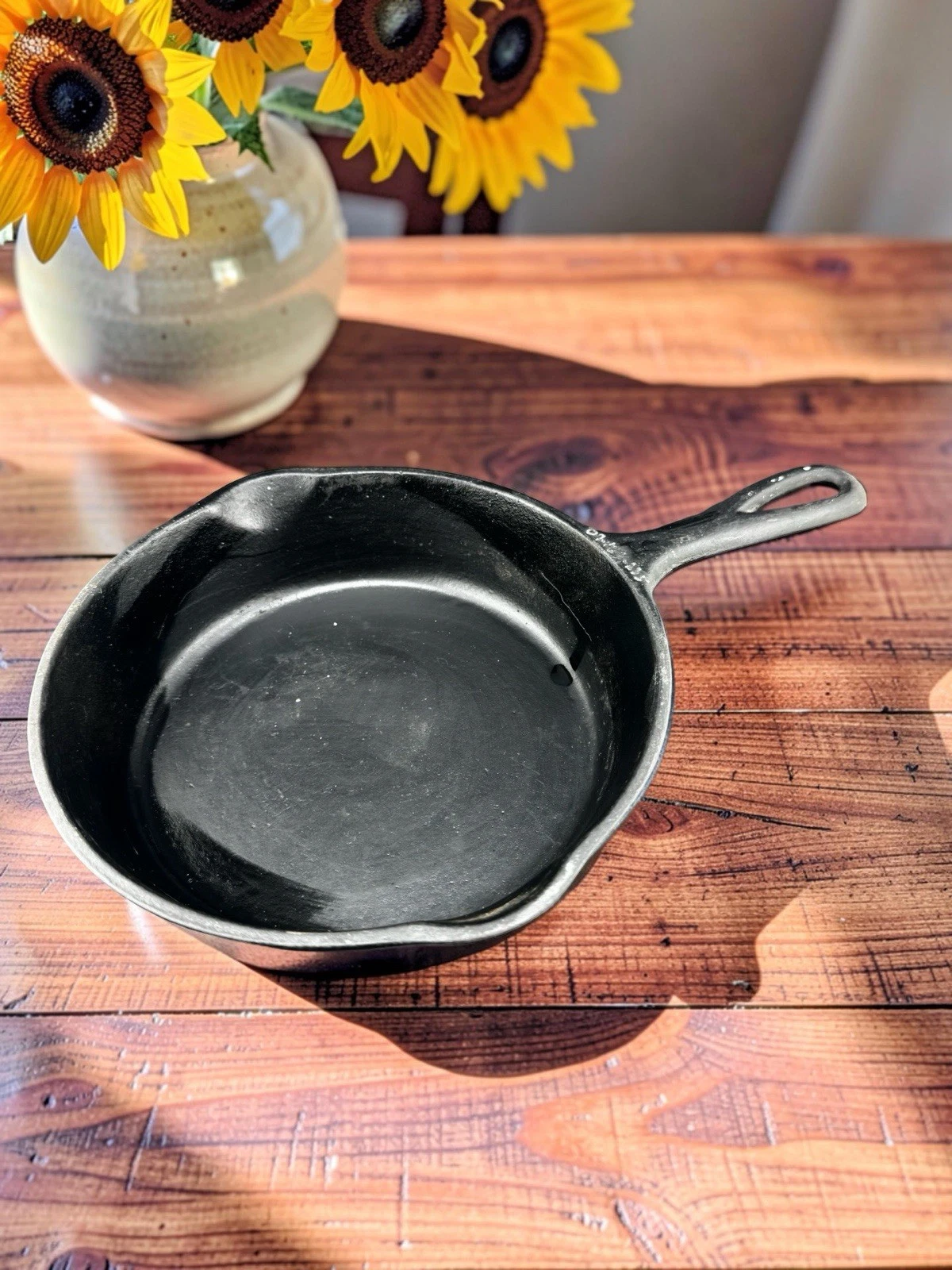 RESTORED Marked 5 Heat Ring Cast Iron Skillet Well Seasoned