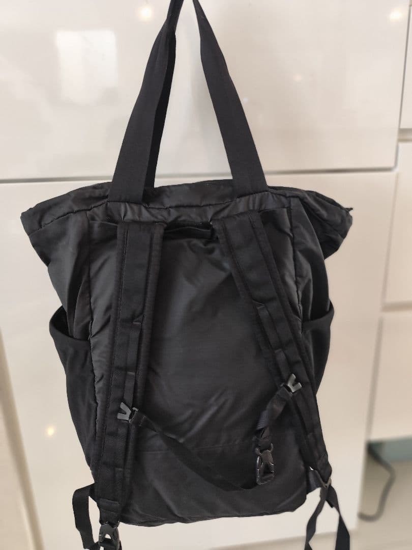 Patagonia Light Weight Travel Tote Backpack Nylon Black Excellent Condition thumbnail 11