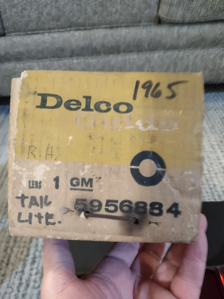 1965 Pontiac Bonneville задние фонари линзы правая сторона #5956884 - Изображение 3 из 4