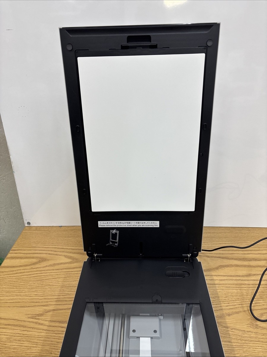 Canon Canoscan 8800F Flatbed Scanner Photo/Film/Slide/Transparency