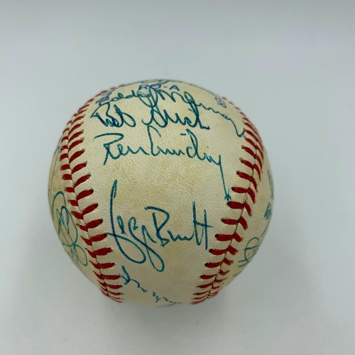 Beautiful 1982 All Star Game Team Signed Baseball Carl Yastrzemski JSA COA - Picture 5 of 10