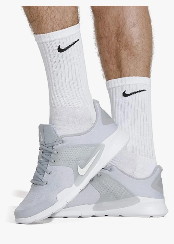 Nike Everyday Max Cushioned Training Crew Socks - 3 Pairs, Medium Unisex. ( 5-8) - Image 3 of 3