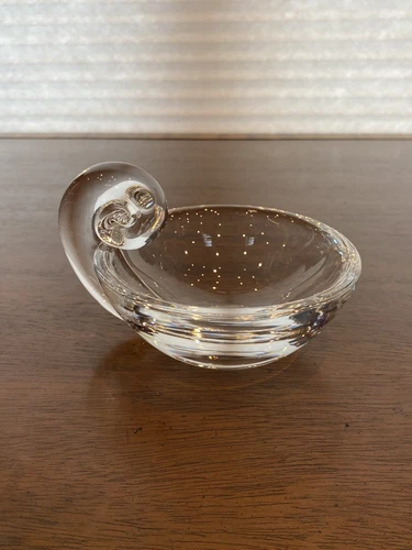 BEAUTIFUL VTG STEUBEN Crystal Snail Scroll Olive Bowl By John Dreves 5"W SIGNED