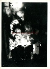 Photo, WW2. Wehrmacht FRA 1940: View of a burning truck. MB 21355