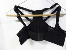 New NIB Chic Shaper Womens Perfect Posture Bust Shaping Lifting Black Med 36-38