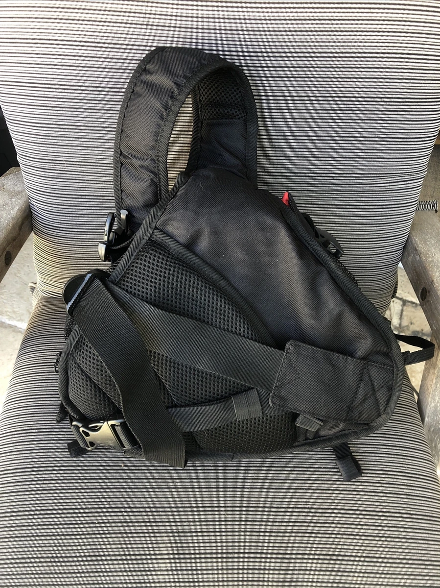 Caden sling outlet camera bag