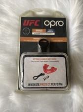 UFC Opro Bronze Enhanced fit mouthguard Youth Under 10 With Handle Red T56