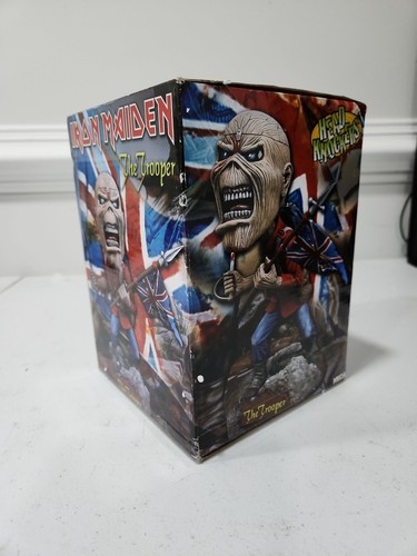 IRON MAIDEN THE TROOPER NECA HEAD KNOCKERS (2006) - Picture 13 of 13