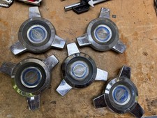 Vintage 1965-1966 Ford Mustang Galaxie Wire Spoke Spinner Centers Vintage 1965-1966 Ford Mustang Galaxie Wire Spoke Spinner Centers