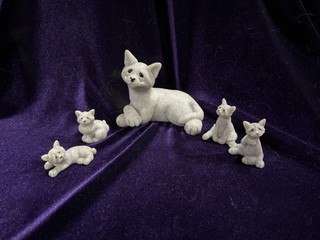 Quarry Critters Cadbury 46452 Cat & 4 Kittens 2001 Second Nature Design🐈‍⬛