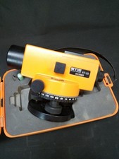 Topcon AT-22 22X Automatic Level with Carrying Case - 80