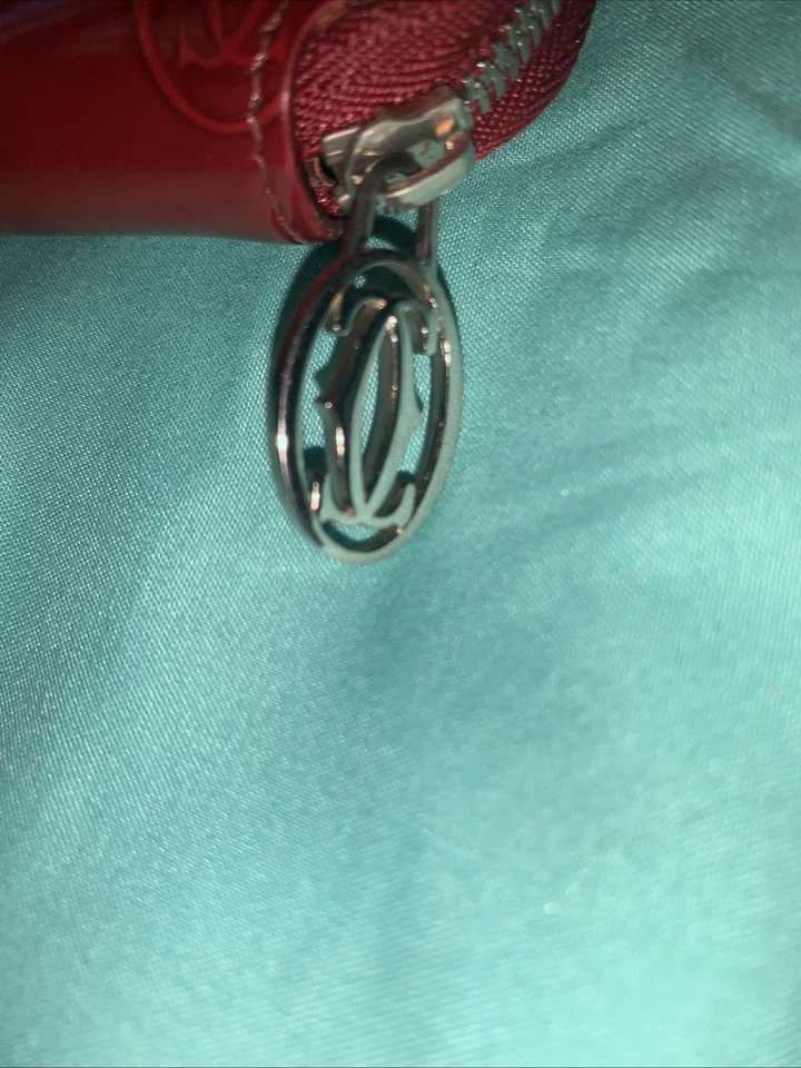 Cartera larga Cartier Burdeos roja feliz cumpleaños charol cremallera alrededor Foto 3 de 4