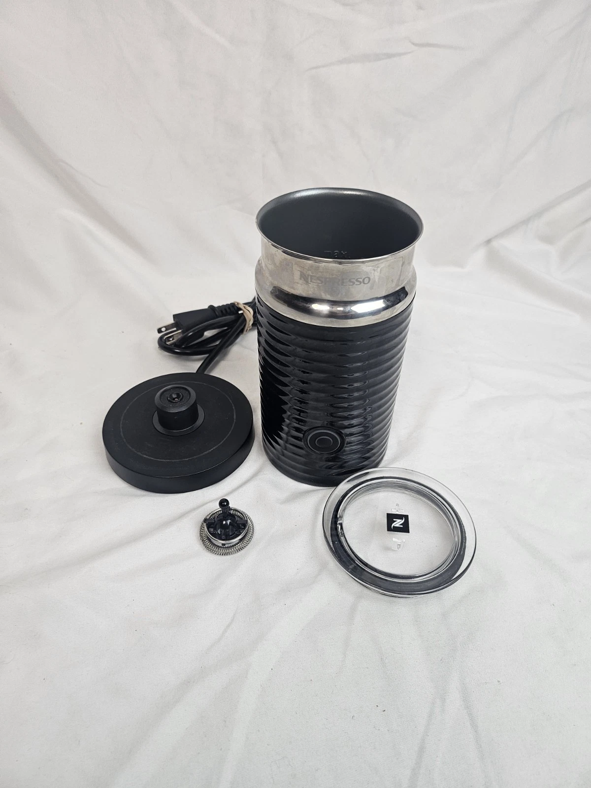 NESPRESSO Aeroccino 3 Milk Frother Model 3694 Black w/ Base Whisk and Lid