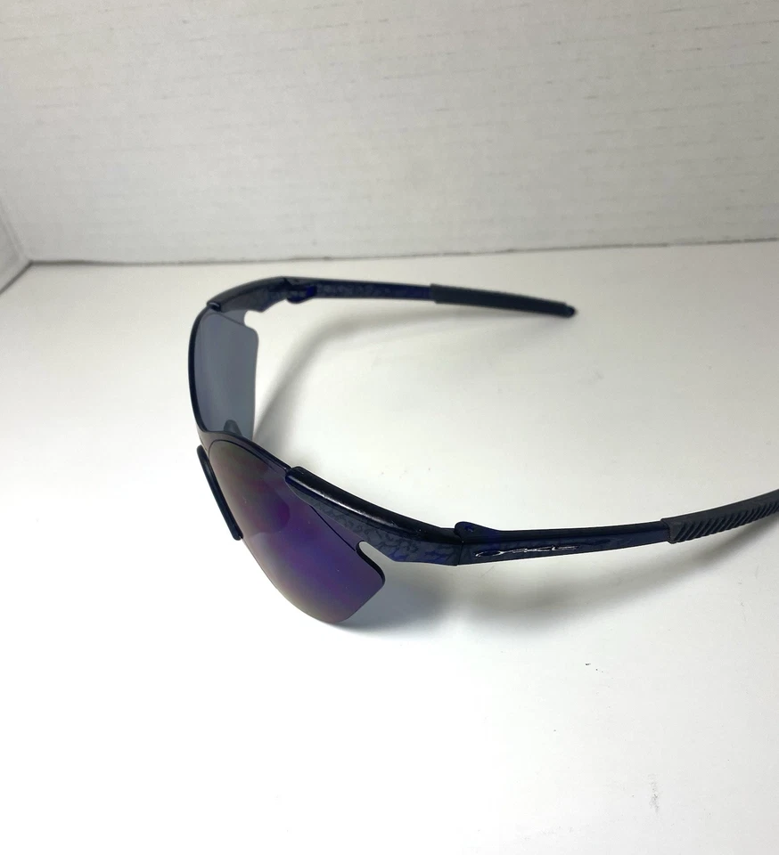 Oakley Sub Zero #4 Planet X Frame Blue Iridium Lens 05-004 - Image 3 of 4