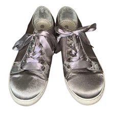 TOP Moda Silver Sneakers Comfortable Stylish Footwear size 7.5