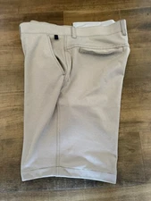 Halsey Sport Men's Beige Tan Performance Golf Shorts Size 36 Inseam 9" NWOT