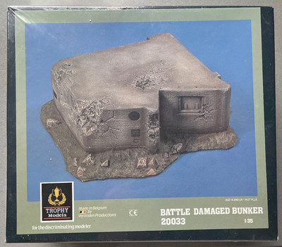 Trophy Models 20033 Battle Damaged Bunker 1:35 Scale Model Kit 1/35 Verlinden