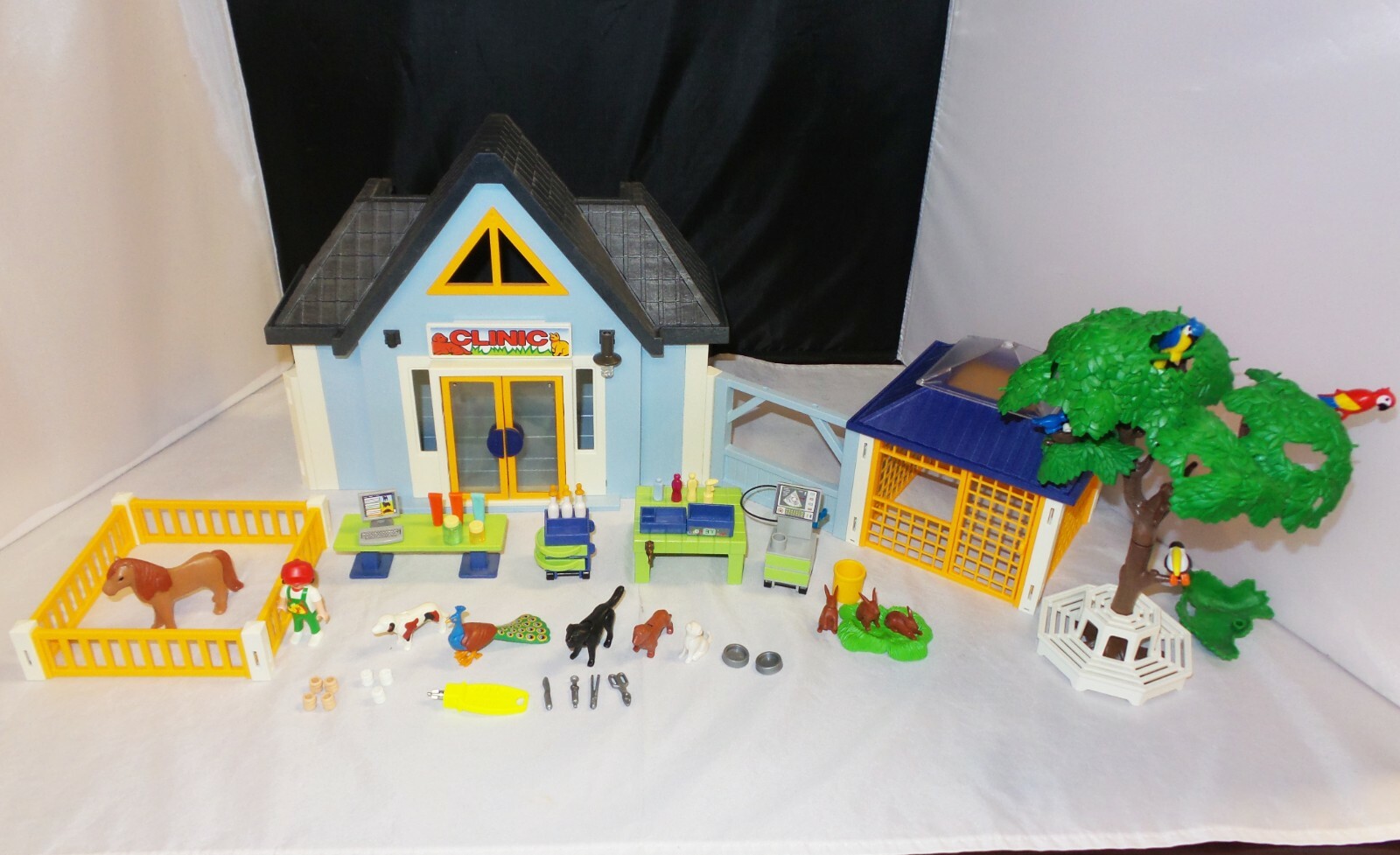 playmobil animal clinic 4343