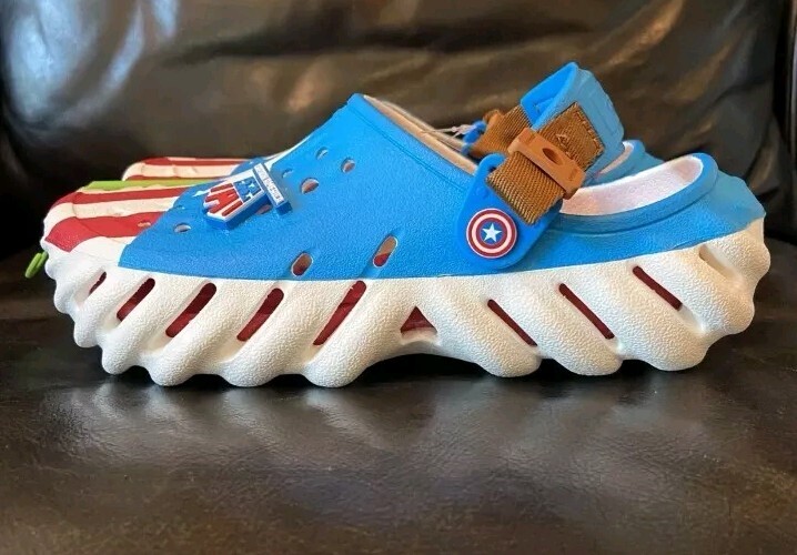Crocs x Captain America Echo Clog Children\'s J6 Women\'s 8, Men\'s 6 Crocs x Captain America Echo Clog Children main image 2