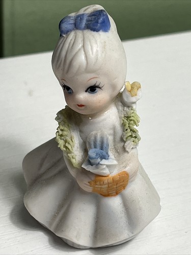 Vintage Napcoware 2" Little Girl Miniature Figurine Bone China ๐บ Flower Girl - Picture 4 of 8