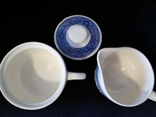 Vintage Blue Willow Ware Royal China Sugar Bowl w/ Lid  Creamer Set