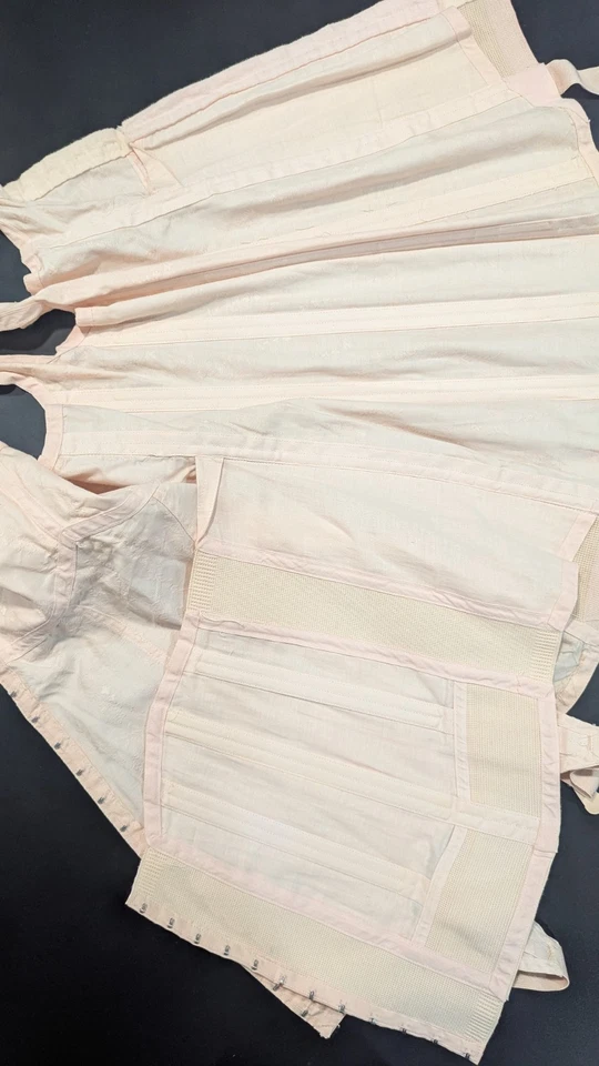 Rengo Vintage Corselet W/Garters Pink Brocade Fabric - Size 39 - Image 3 of 4