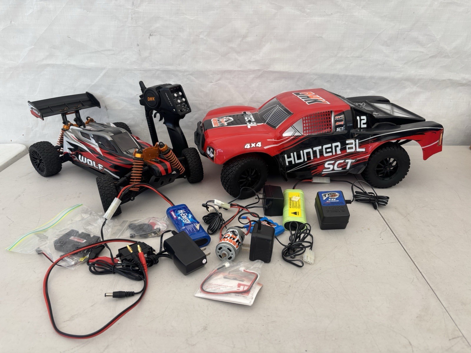 S Wolf 2 Buggy 4wd & Hunter Bl Sct 1/10 4x4 Truck