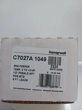 Honeywell C7027A 1049 Ultraviolet Flame Detector Sensor Mini Peeper