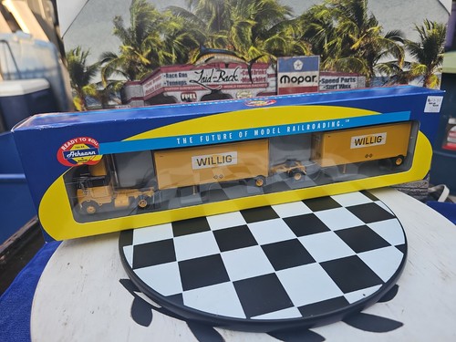 Semirremolque Athearn 91152 WILLIG Freightliner con remolques de 2-28' RARO | Condition: New