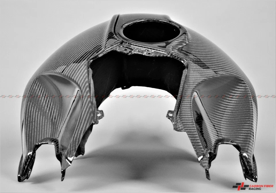 Cubierta de tanque grande BMW K1200R (2005-2008) K1300R (2009-2016) - 100 % fibra de carbono Foto 2 de 4