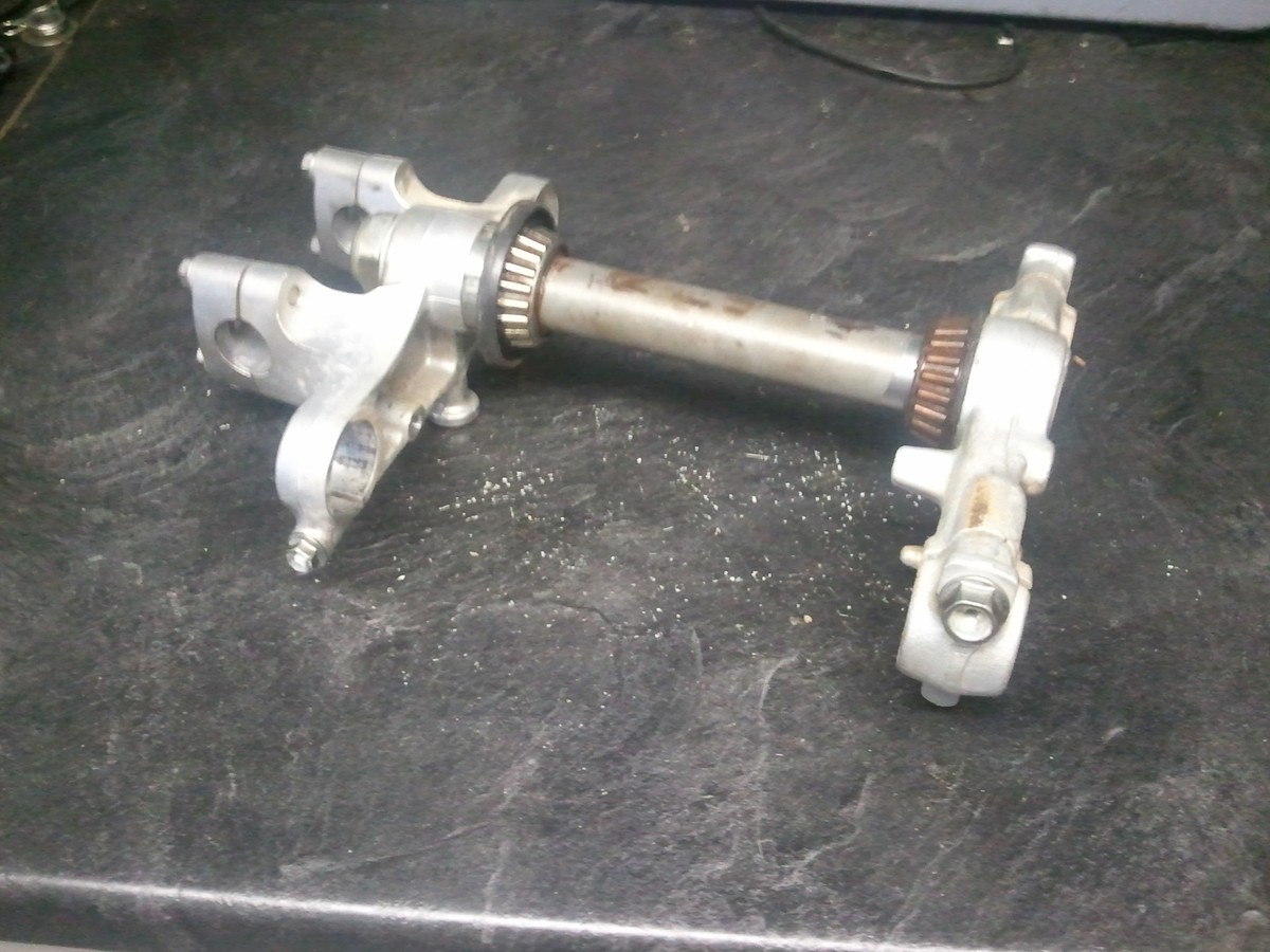 03-06 Kawasaki Triple Tree Assembly # 44037-S003 & 44039-S002 KLX