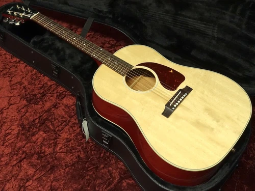 Gibson: J-45 Standard Natural Top Cherry - Back/Sides/Neck