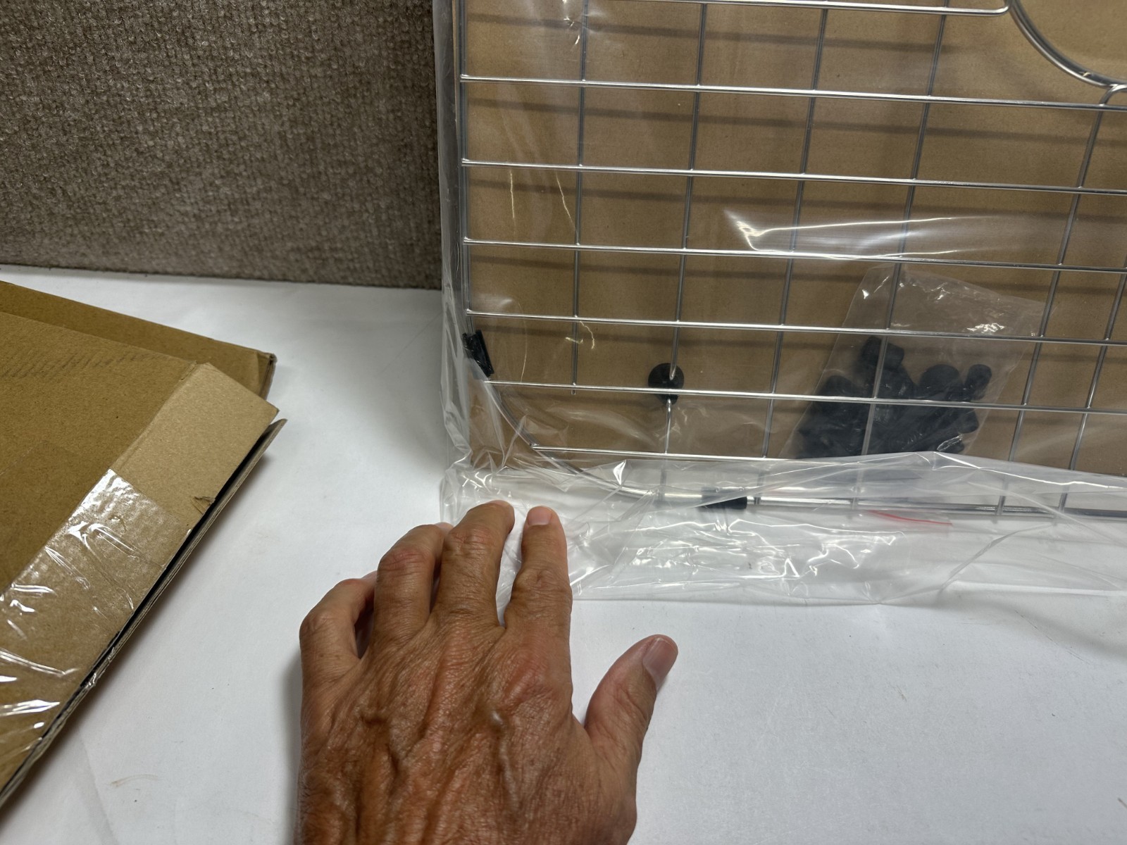 Serene Valley Large Corner Radius Sink Grid – 19⅝ x 13⅝ Rear Drain