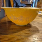 Vintage Pyrex Butterfly Gold Cinderella Nesting Mixing Bowl 1  1/2 Qt.