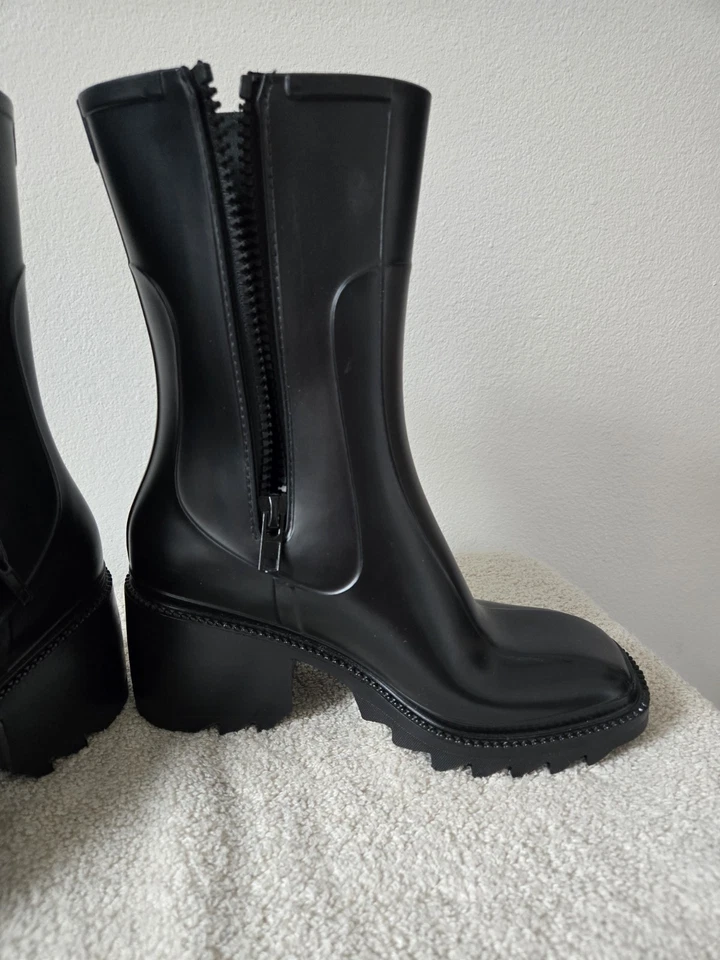 Bota de lluvia French Connection Terrain puntera cuadrada pull on mujer talla 8,5 Foto 4 de 4