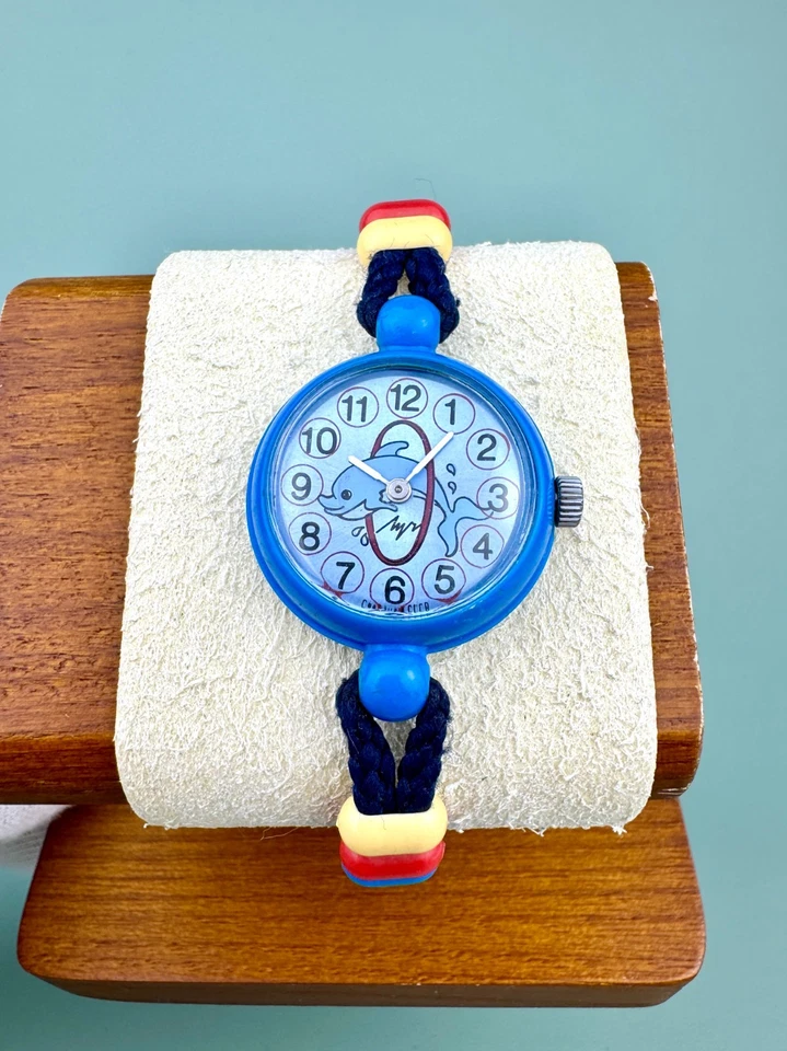 children's watch ussr Luch Dolphin Mechanical Wristwatches Classic Vintage Foto 2 de 4
