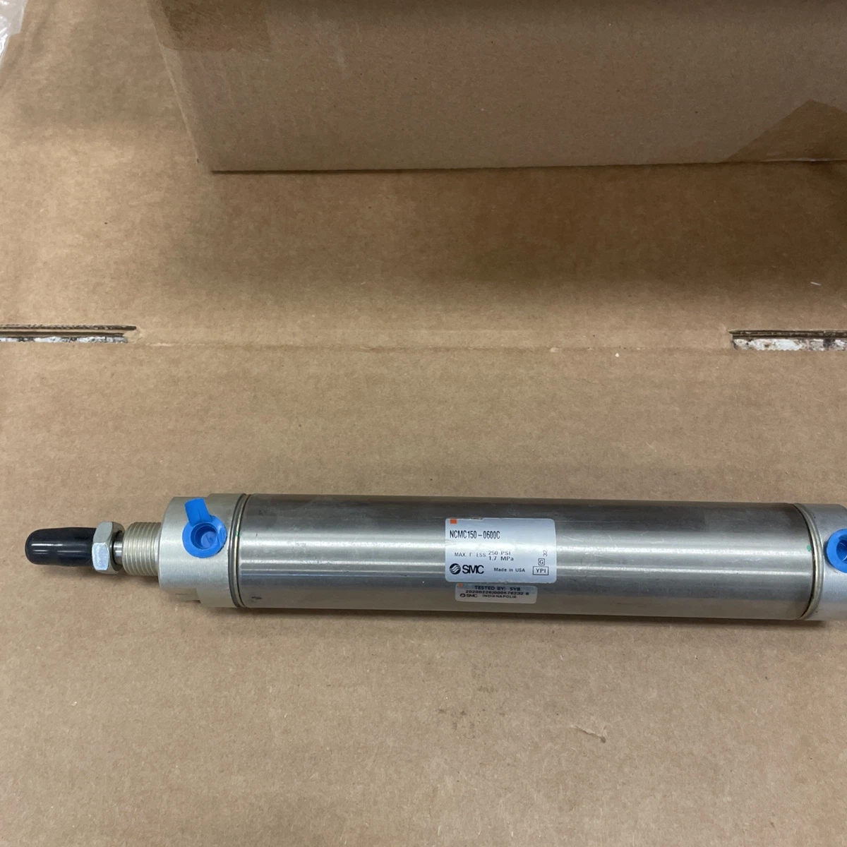 Cilindro Pneumatico SMC NCDMB150-0050CS, Senza Stelo, A Singolo Effetto, 1 1/2" Corsa 1/2"