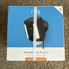 Ring Spotlight Cam Wired Plug-in HD security camera w/ built-in spotlights Black