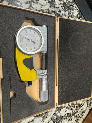 Mitutoyo 510-131 IDM-1R Indicating Dial Micrometer 0-1'' .00005'' Serviced recent