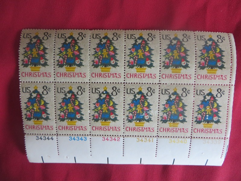 US Postal Service CHRISTMAS STAMPS - 1 Blocks/12 Stamps - Information Below