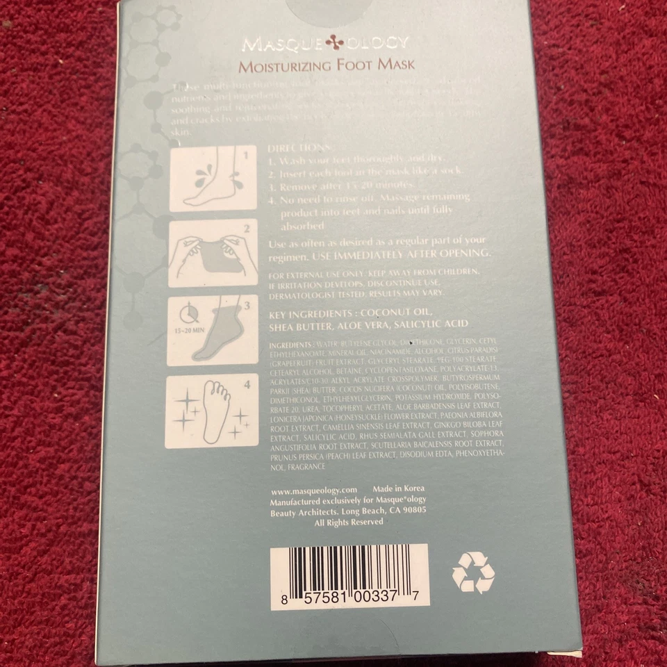Mascarilla hidratante para pies Masqueology, 3 pares con manteca de karité, aceite de coco, aloe  Foto 2 de 3