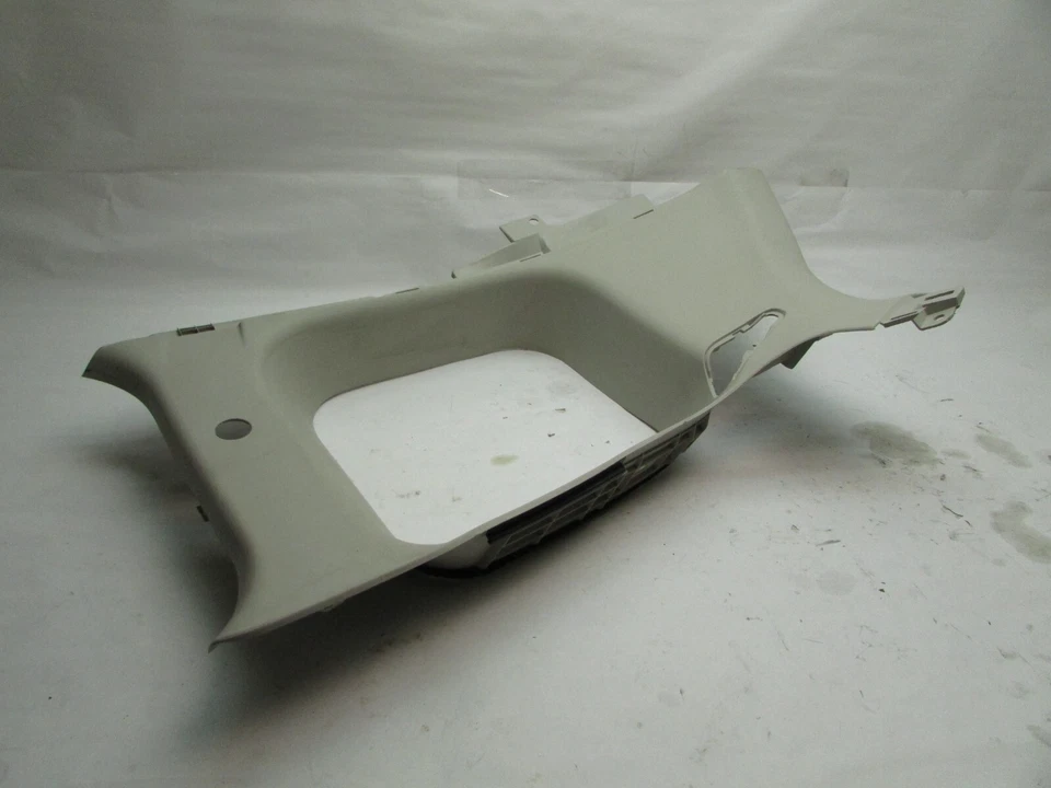 Cubierta superior C superior trasera lado conductor izquierdo Mazda5 2008 2010 para moldura de cuarto de pilar Mazda5 2008 2010 Foto 4 de 4