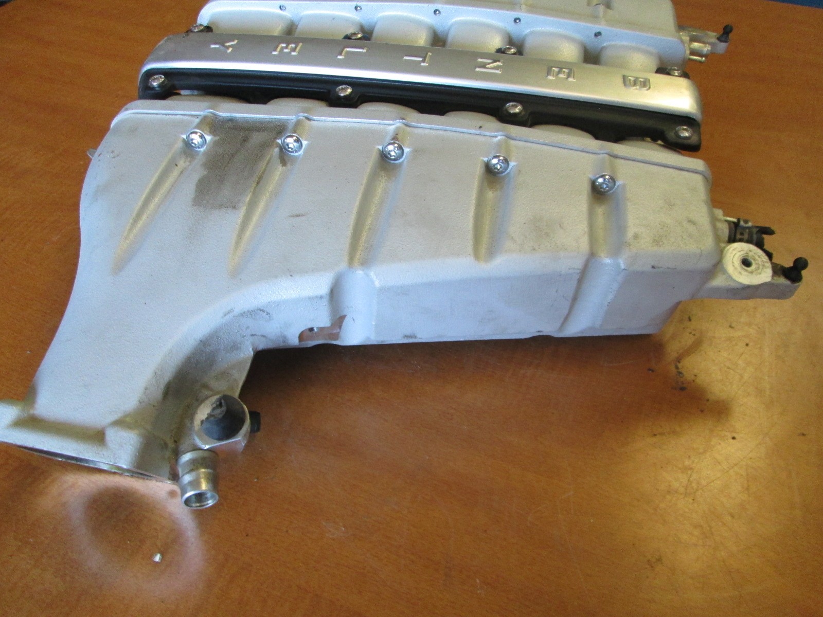 Bentley - 05 - Inlet Suction Manifold / Plenum # 07C133185BH