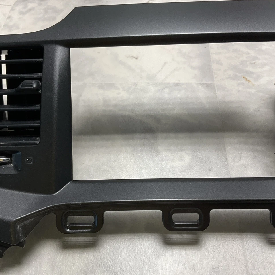 13 14 15 16 Lincoln MKS 13 Radio Tablero Calentador Ventilaciones Bisel Argent Oscuro Foto 4 de 4