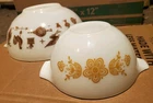 2 Pc Vintage Pyrex Cinderella Mixing Bowls